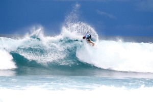 Surf aux Maldives